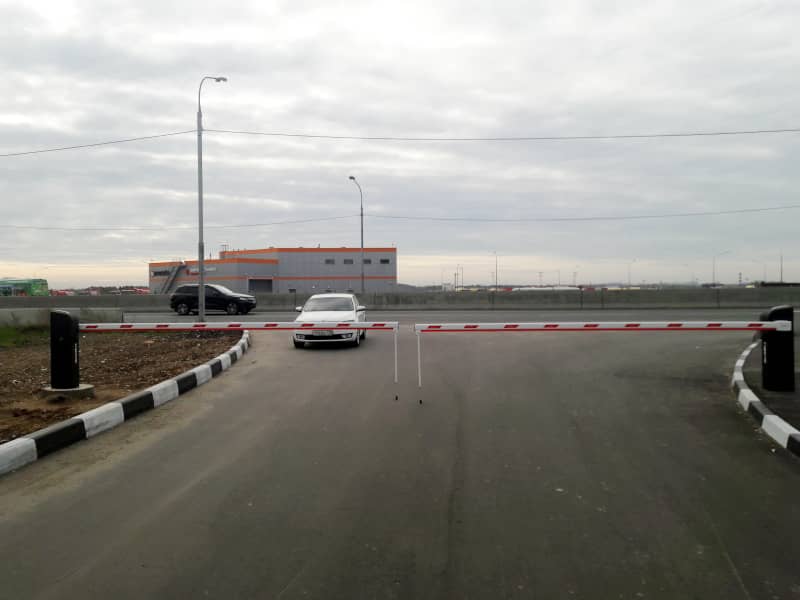 Шлагбаум DoorHan в Азове с установкой