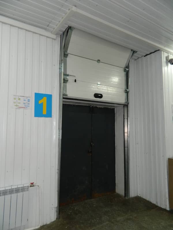 Промышленные ворота DoorHan в Азове с установкой