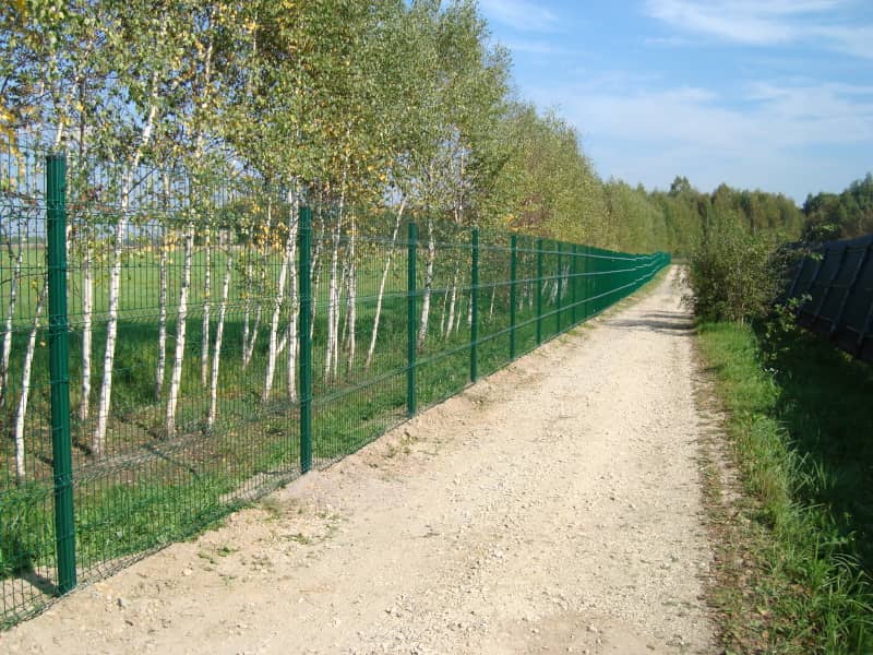 Сетчатый забор DoorHan в Азове с установкой